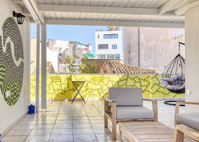 Chic Rooftop Studio W/ Terrace - Near Acropolis