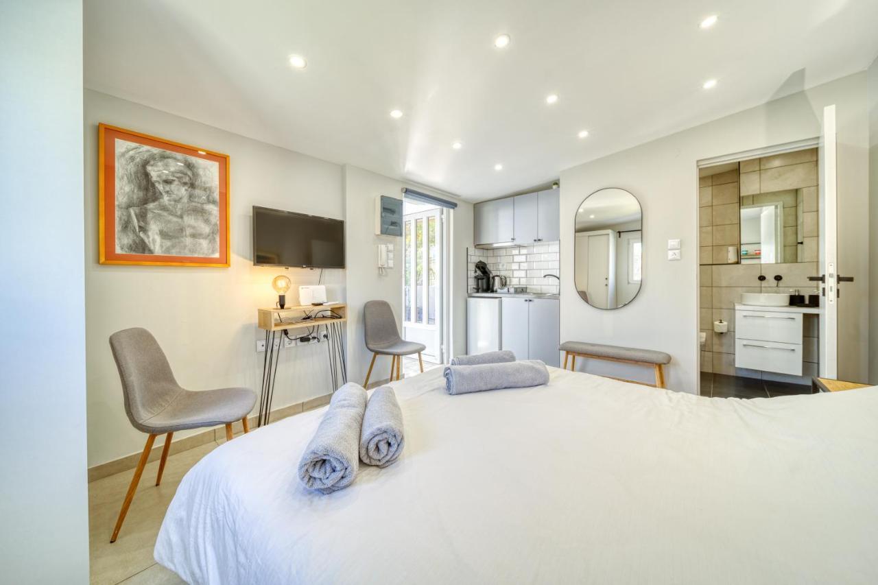 Chic Rooftop W/ Terrace - Near Acropolis Apartment *
